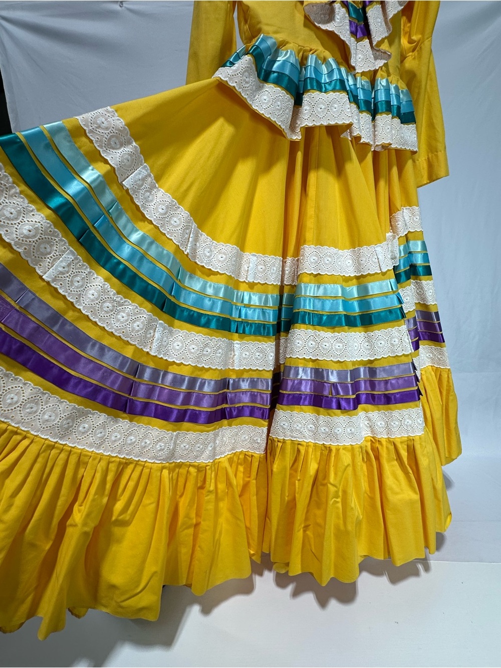 #201 Yellow Jalisco Folkloric Dance Dress Double Circle Skirt - Picture 5 of 8